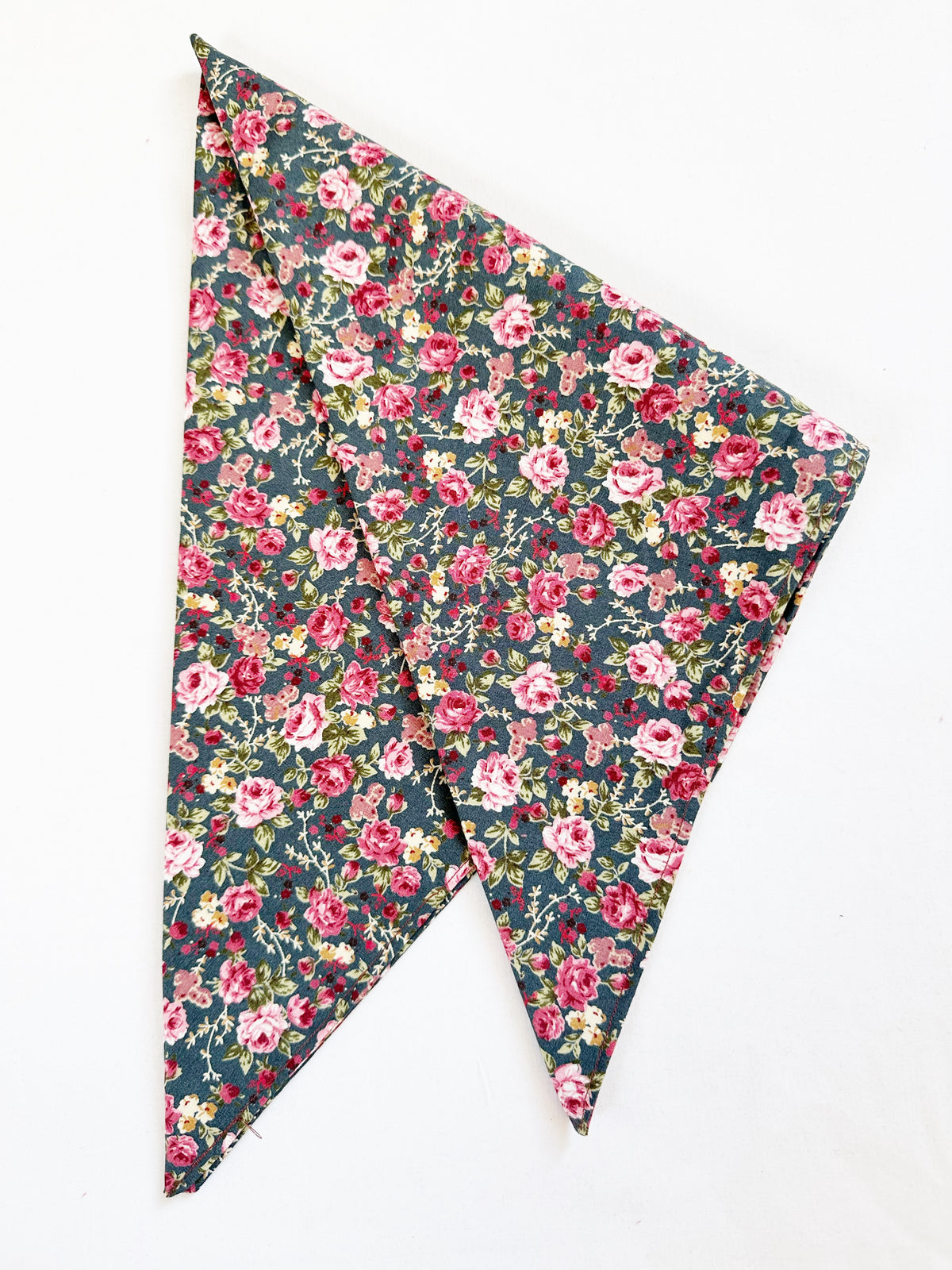 Bandana & neck scarf in ditsy rose