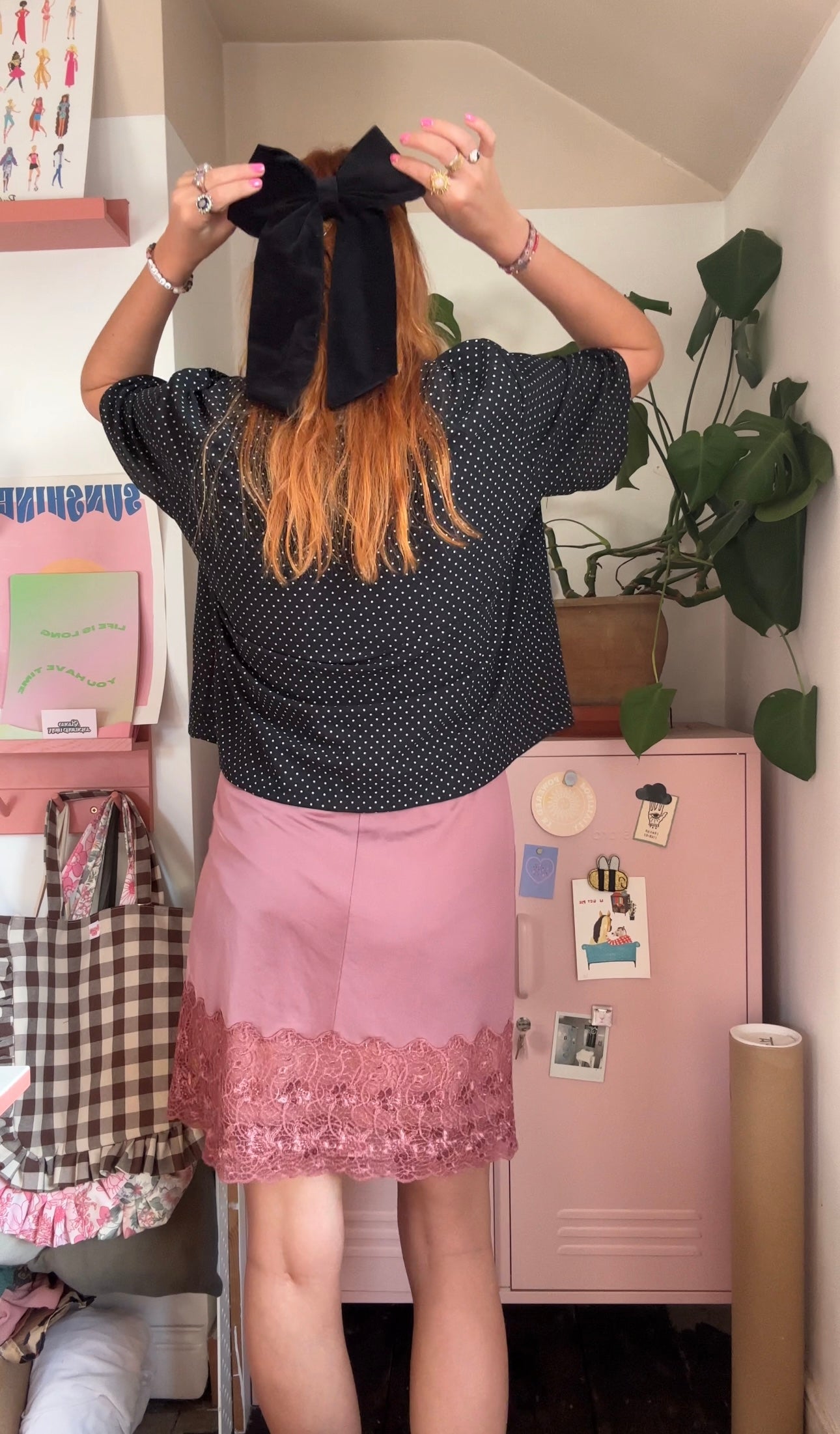 POWER Hair Bow in black velvet