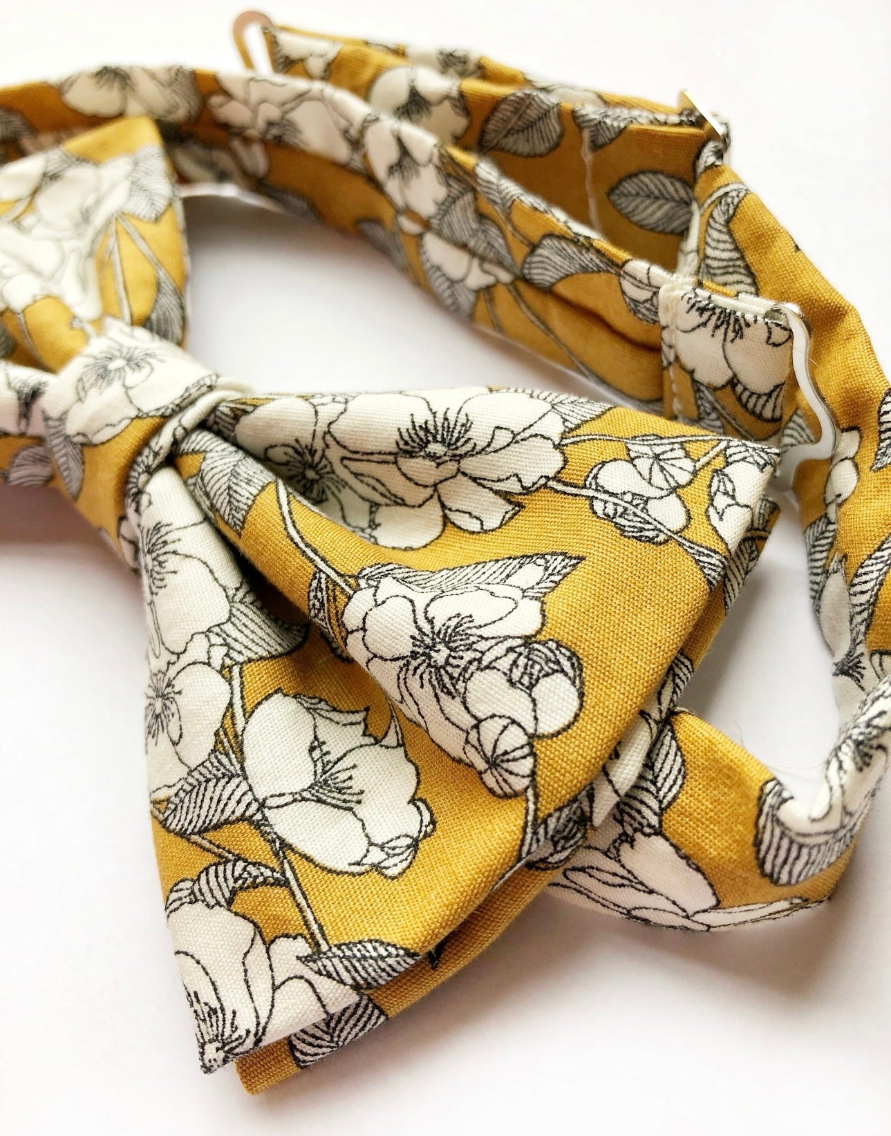 Bow Tie in Mustard Yellow Floral