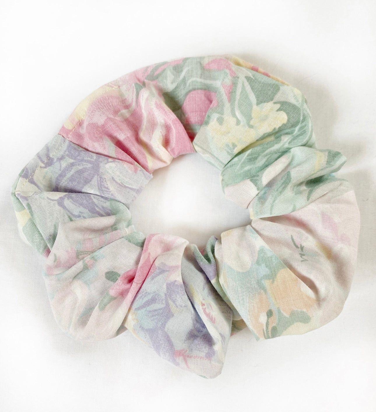 Oversized Scrunchie in Pastel Floral