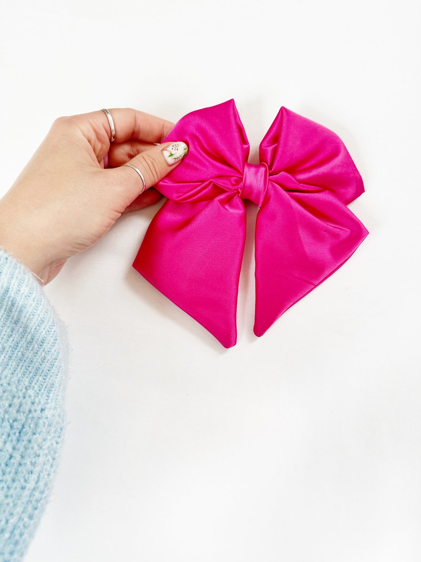 Hair Bow in hot pink silk