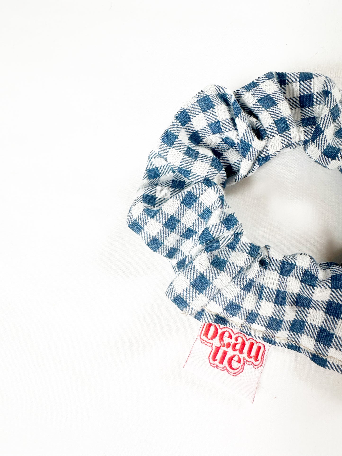 Mini scrunchie in blue gingham