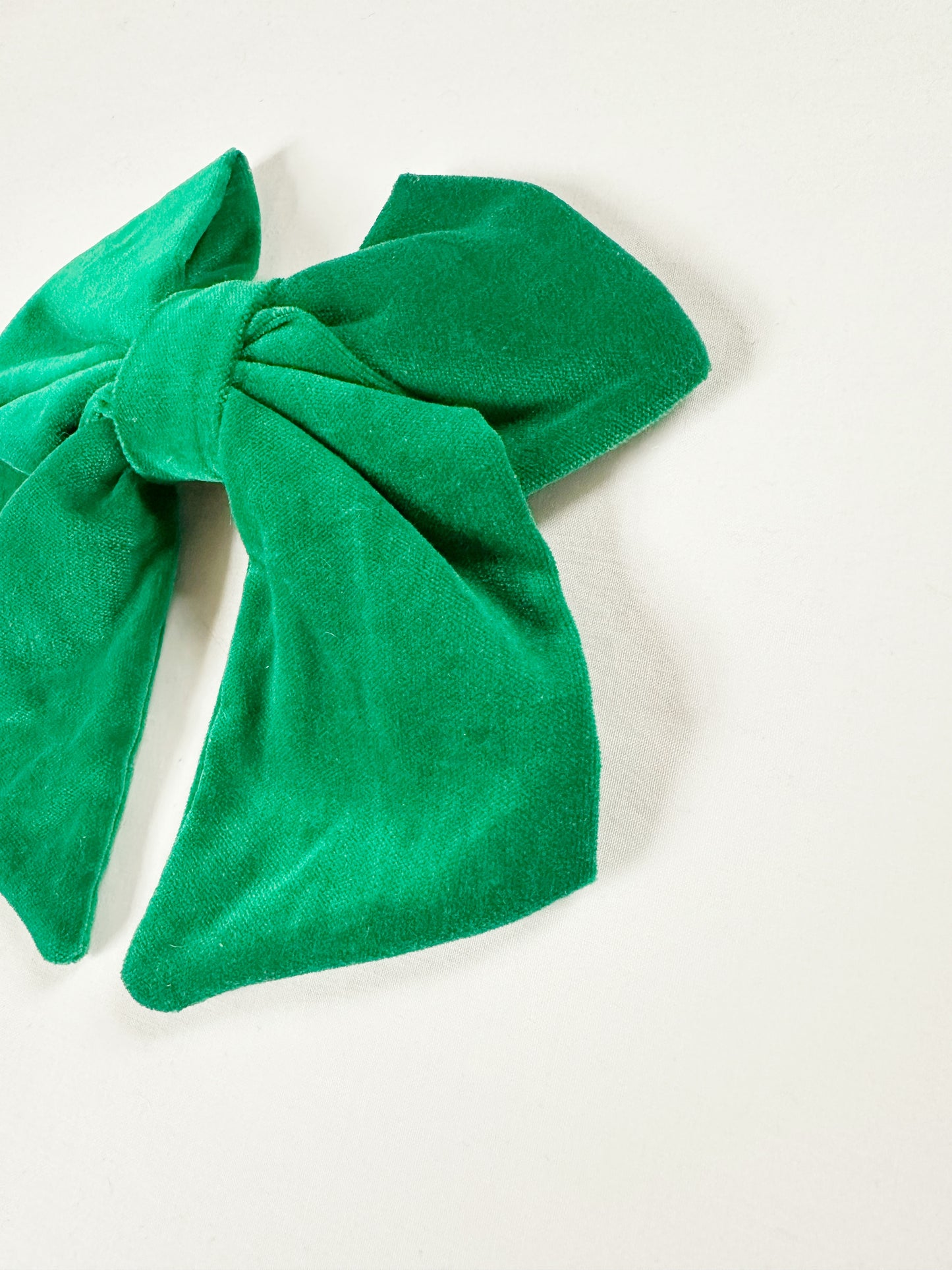 Hair Bow in emerald green velvet