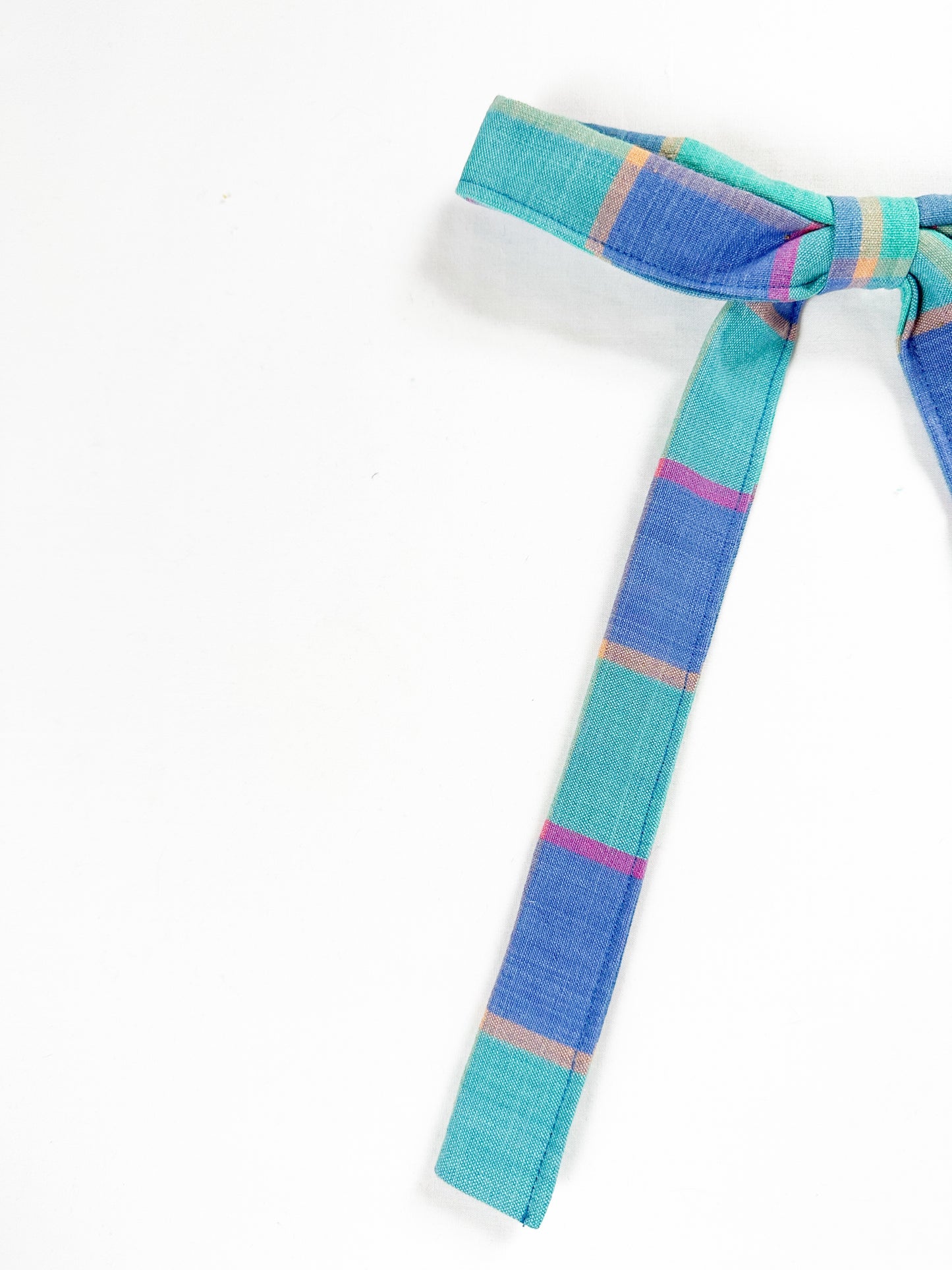 LOLA hair bow in Maggie tartan