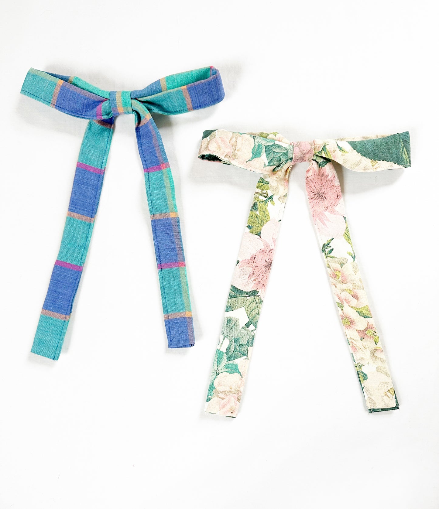 LOLA hair bow in Maggie tartan