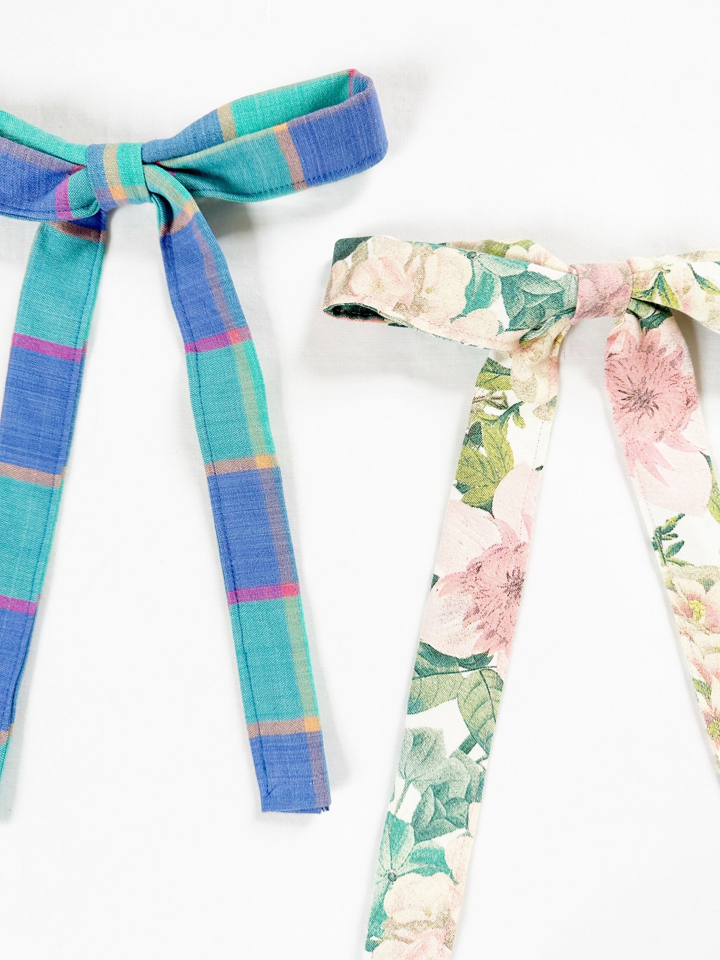 LOLA hair bow in Maggie tartan